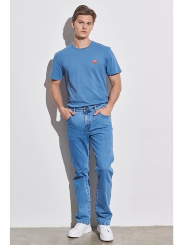Wrangler Dżinsy "Texas" - Regular fit - w kolorze niebieskim