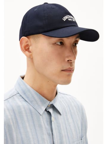 armedangels Czapka "Yenaas Sience 2007" w kolorze granatowym