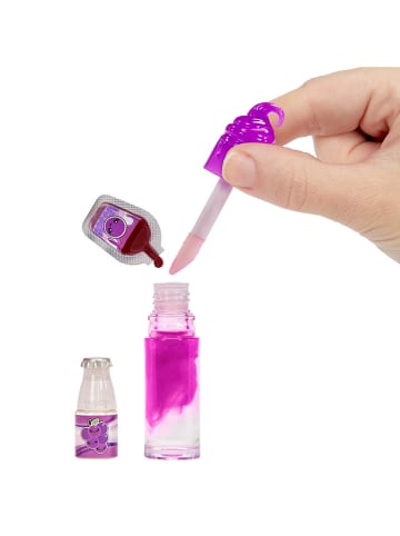 MGA Lalka ''Yummiland Lipgloss Doll - Greta Grape'' - 4+
