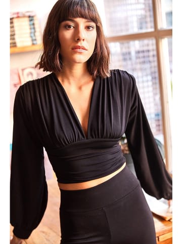 Olalook Bluse in Schwarz