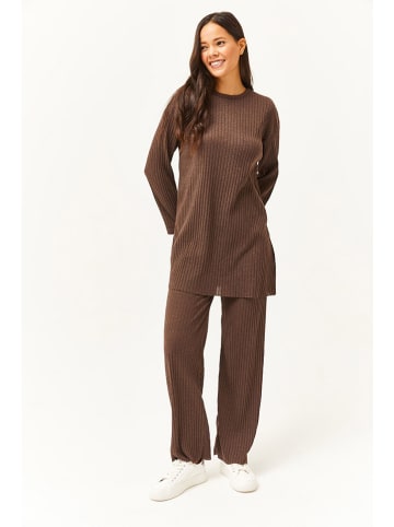 Olalook 2-delige outfit donkerbruin