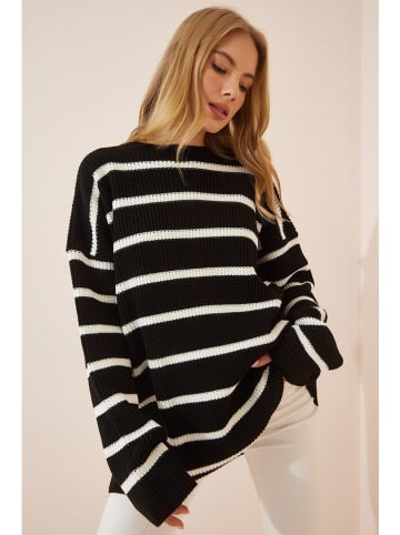 Happiness Istanbul Pullover in Schwarz