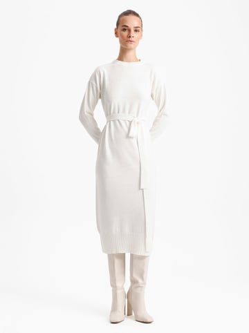 BGN Strickkleid in Creme