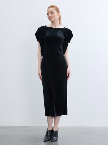 BGN Kleid in Schwarz