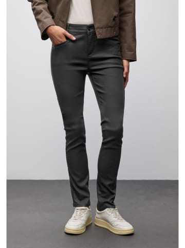 Cecil Hose in Schwarz