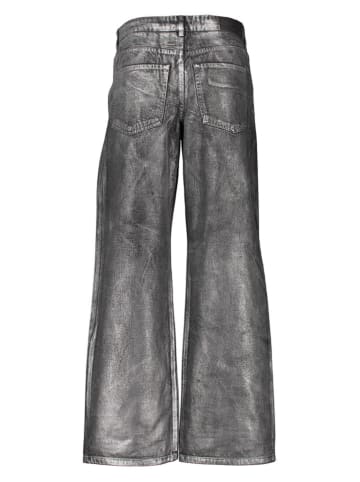 Noisy may Hose in Silber