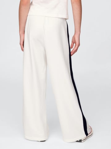 GAP Spodnie dresowe w kolorze biało-granatowym