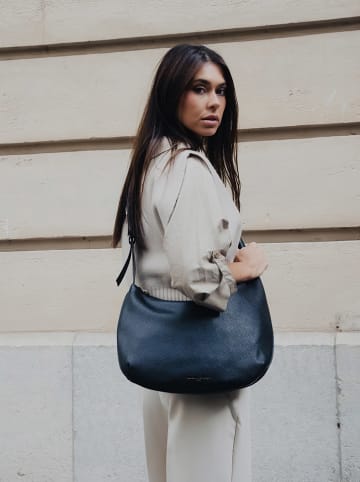 maison héritage PARIS Skórzana torebka "Rin" w kolorze czarnym - 40 x 33 x 2 cm