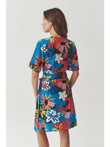 TATUUM Sukienka w kolorze niebieskim ze wzorem