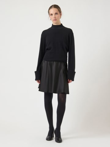 YAS Spódnica "Yas" w kolorze czarnym