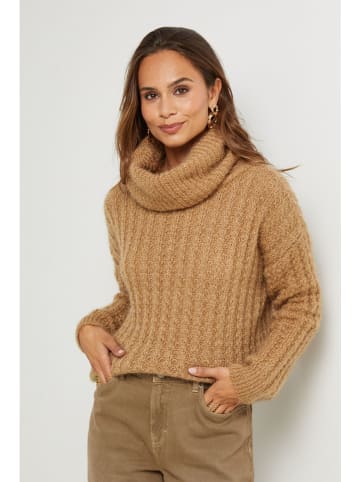 L'armoire de Suzette Golf w kolorze beżowym