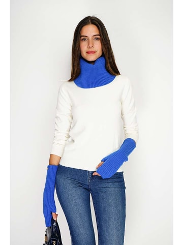 William de Faye Armstulpen in Blau