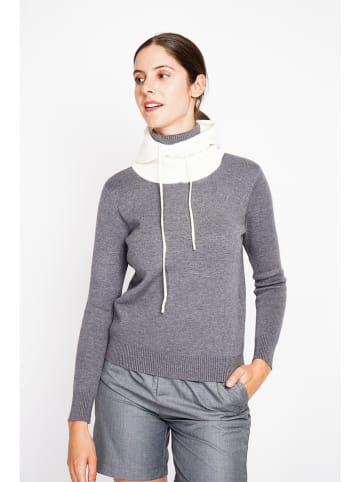 William de Faye Kominiarka w kolorze białym