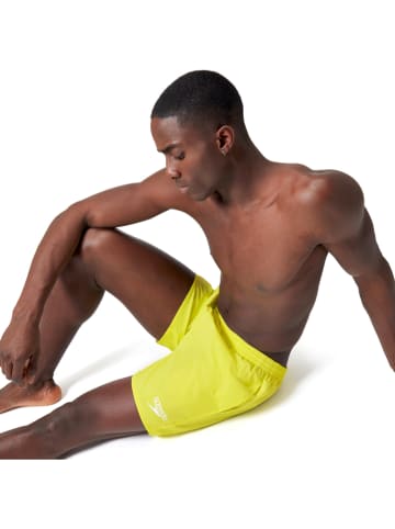 Speedo Szorty kąpielowe "Essential" w kolorze żółtym