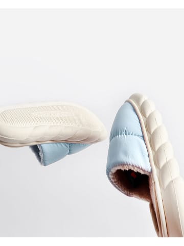 admas Kapcie w kolorze błękitnym