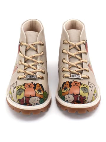 Goby Trzewiki w kolorze beżowym ze wzorem