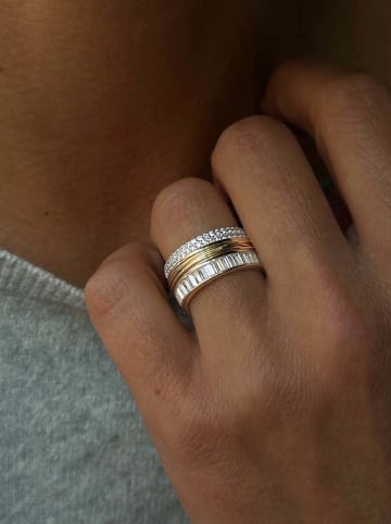 Les Petites Précieuses Vergold. Ring mit Edelsteinen