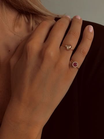 Les Petites Précieuses Vergulde ring met edelstenen