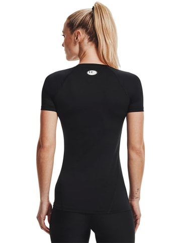 Under Armour Koszulka sportowa "Authentics" w kolorze czarnym