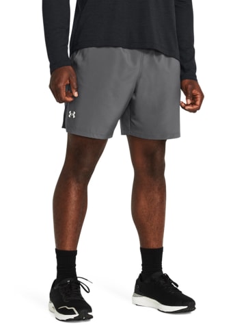 Under Armour Laufshorts "Launch 7'" in Grau