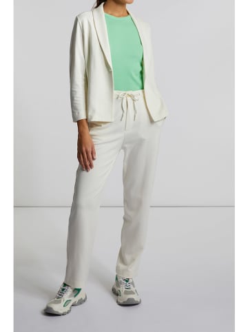 Rich & Royal Blezer w kolorze kremowym