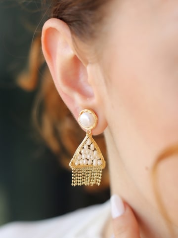 Pierres delicates Perlen-Ohrstecker in Weiß