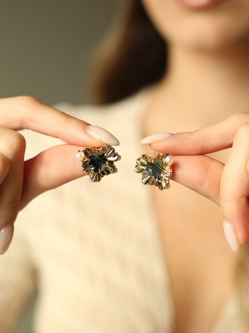 Pierres delicates Vergulde oorstekers met parels en edelstenen