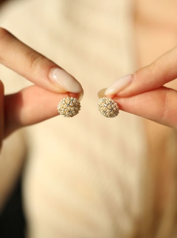 Pierres delicates Vergulde oorstekers met parels en edelstenen