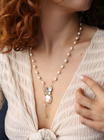 Pierres delicates Naszyjnik w kolorze białym z perłami i zawieszką - dł. 50 cm