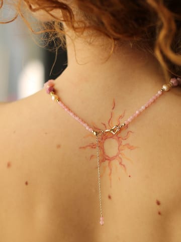 Pierres delicates Pozłacany naszyjnik z elementami ozdobnymi - dł. 50 cm