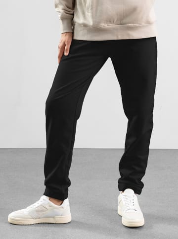 Les Lunes Spodnie dresowe "Frayaa" w kolorze czarnym