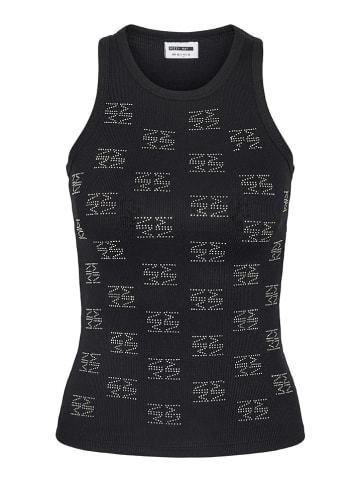 Noisy may Top "Tammie" in Schwarz