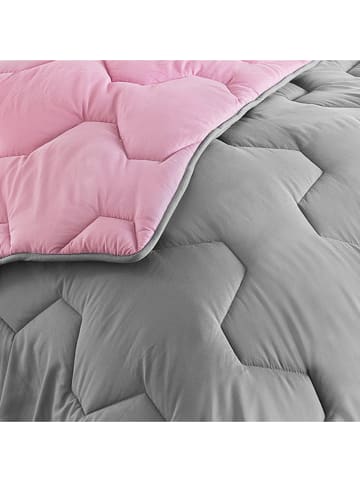 IDOMYA Essentials Winter-Bettdecke in Grau/ Rosa
