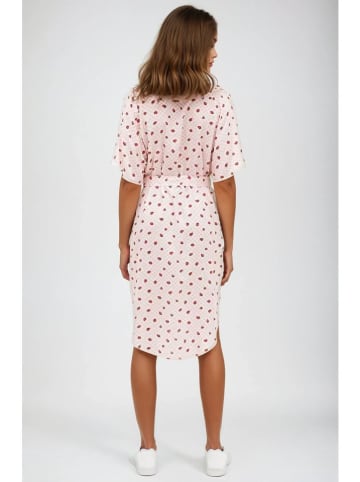 Monki Kleid in Rosa