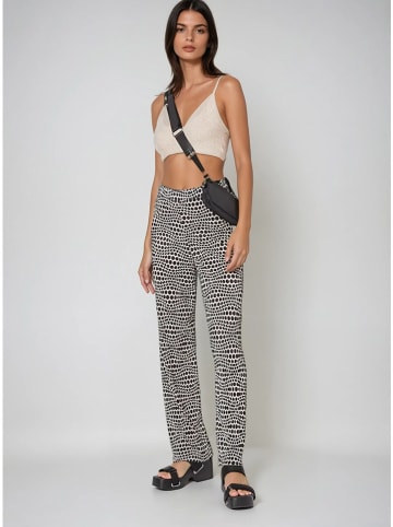 Monki Spodnie w kolorze czarnym