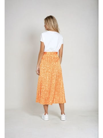 Monki Rock in Orange