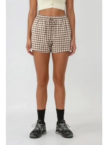Weekday Shorts in Beige/ Braun