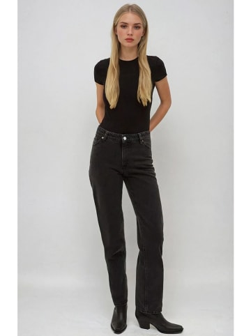 Monki Jeans - Regular fit - in Schwarz