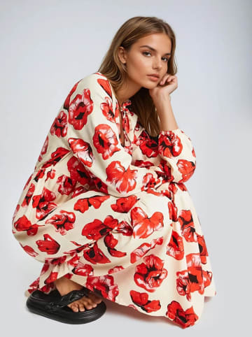 Monki Kleid in Creme/ Rot