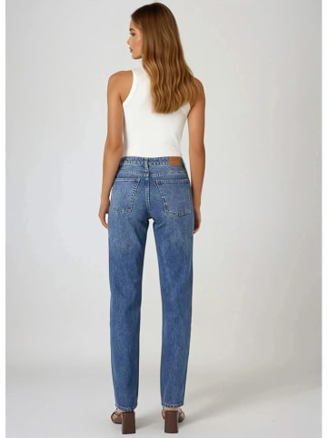 Monki Jeans - Regular fit - in Blau