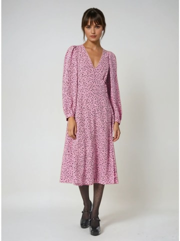 Monki Kleid in Rosa/ Schwarz