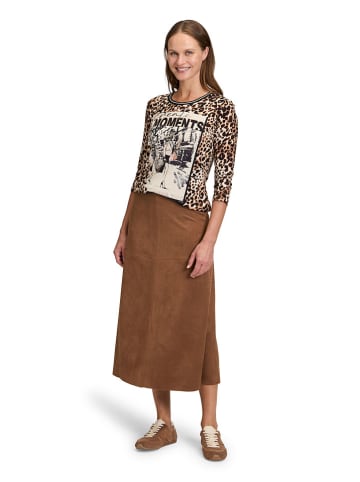 Betty Barclay Longsleeve in Camel/ Black