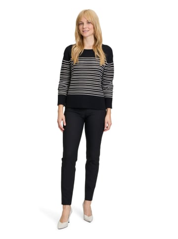 Betty Barclay Sweter w kolorze czarno-kremowym