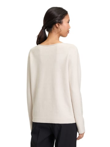 Betty Barclay Sweter w kolorze kremowym