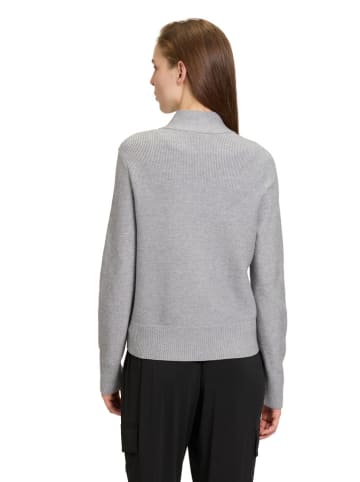 Betty Barclay Sweter w kolorze szarym