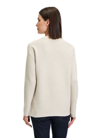 Betty Barclay Sweter w kolorze beżowym