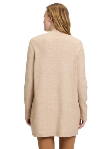 Betty Barclay Cardigan in Beige