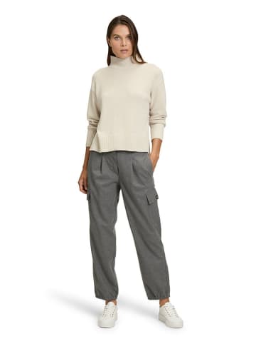 Betty Barclay Sweter w kolorze beżowym