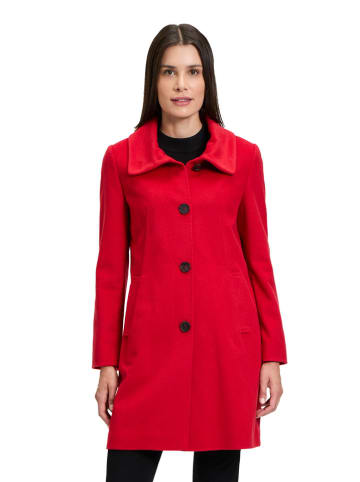 Betty Barclay Mantel in Rot