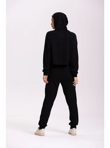 Onamaste Hoodie "Mika" in Schwarz